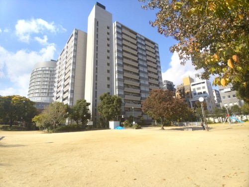 大阪 扇町公園 ～街中で自然を感じる憩いの広場～