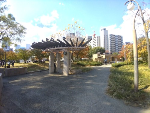 大阪 扇町公園 ～街中で自然を感じる憩いの広場～