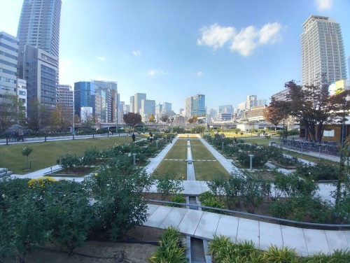 大阪 中之島公園 ～水と緑が息づく都会のオアシス～