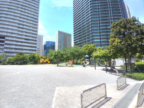 東京港区 港南和楽公園 ～品川港南でほっと休める公園～