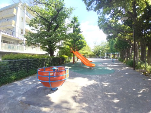 東京品川区 権現山公園 ～桜と高台の風情を感じる、北品川の静かな公園～