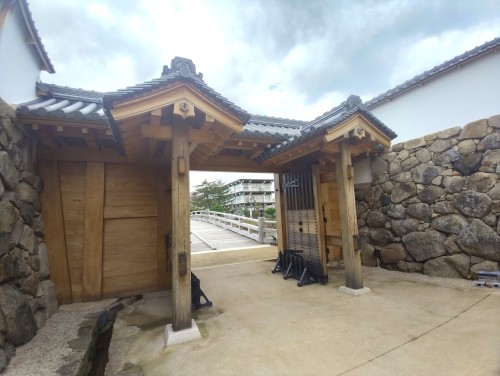 鳥取 鳥取城跡 ～山城の石垣と城下町の景色が語る、鳥取の歴史を歩く旅～