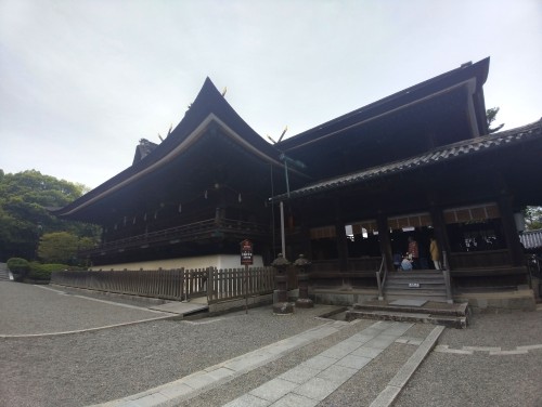 岡山市 吉備津神社 ～国宝の社殿と長い廻廊に、桃太郎伝説の原点を訪ねる～