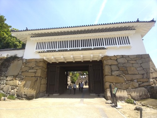 岡山市 岡山城 ～漆黒の天守と城下町の歴史に出会う、岡山を代表する名城・岡山城～