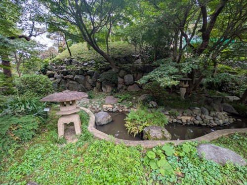 世田谷区 等々力渓谷公園 ～都会の喧騒を忘れる緑と水の癒やし空間。歴史と自然が息づく世田谷・等々力渓谷公園～